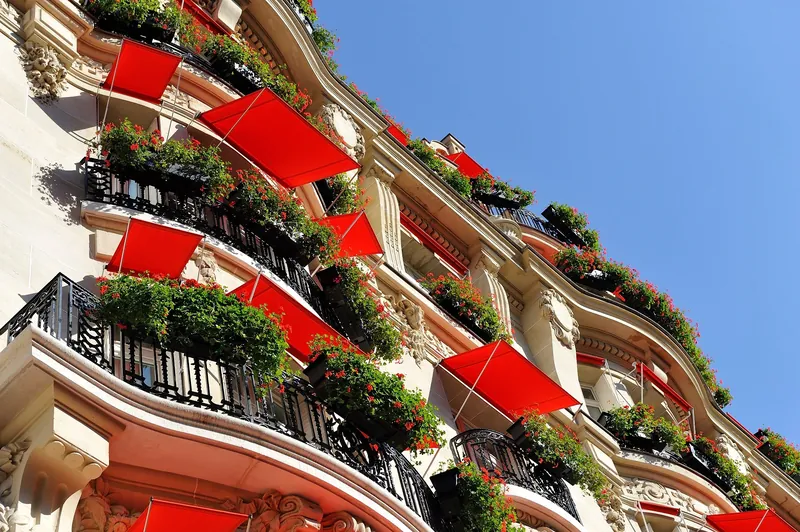 Hôtel Plaza Athénée, Paris, France