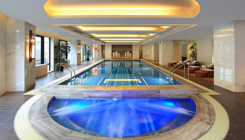 上海外滩华尔道夫酒店, 中国 · 上海