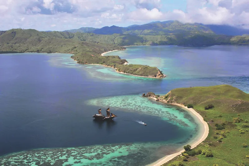 阿丽拉普娜玛号, 印度尼西亚 · Labuan Bajo
