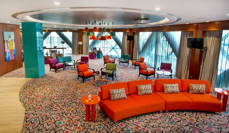 Andaz Capital Gate, Abu Dhabi, アラブ首長国連邦 · アブダビ