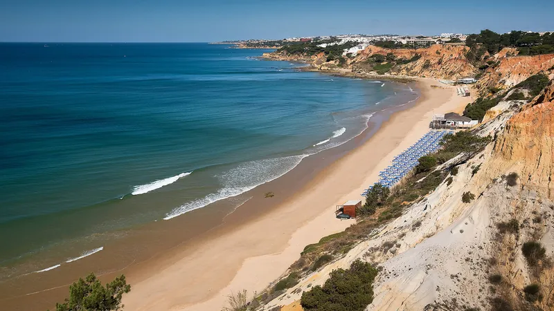 Pine Cliffs Ocean Suites, a Luxury Collection Resort & Spa, Algarve, 포르투갈 · Albufeira