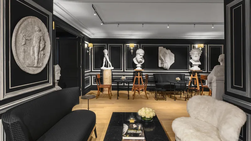 Hôtel de Berri Champs-Élysées, a Luxury Collection Hotel, Paris, フランス · パリ
